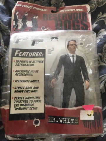 2001 Harvey Keitel Reservoir Dogs Mr White Action Figure Tarantino squished pack Cover