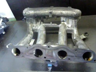 Admisión Superior 1021413601 Mercedes-Benz 230 E 124 97 Kw 132 Ps Sedán - Imagen 1 de 3