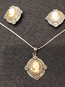 Gift Vintage Sterling Cameo Set Necklace Earrings Agate Cameo Marcasite Details - Picture 1 of 19