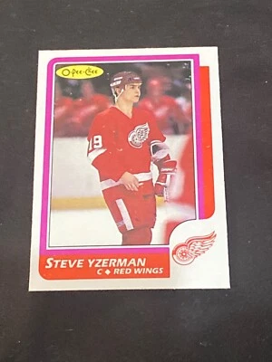 Steve Yzerman 1986 o-pee-chee #11 - Image 1 of 2