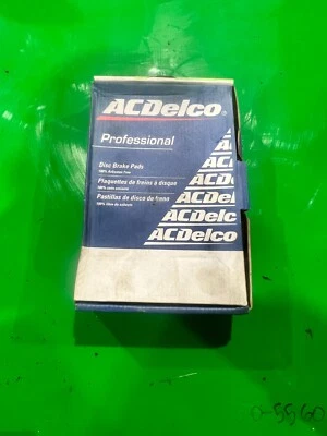 GENUINO NUEVO JUEGO DE PASTILLAS DE FRENO DE DISCO ACDelco-cerámica trasera 17D1612CH, 19304738 Foto 1 de 3