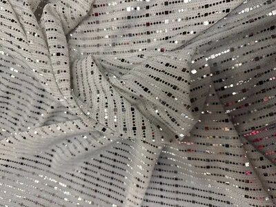 4 METRES GOOD QUALITY LUREX JERSEY STRETCH SHINY SEQUINED DRESS FABRIC WHITE/SIL - Image 1 of 4