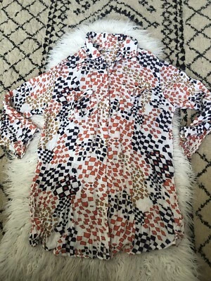 Camisa CAbi Botón Frontal Talla Mediana 3/4 Manga Pestaña Rodante Color Geométrico Brillante X Foto 1 de 4