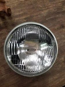Yamaha FZR400 Headlight Lens Assembly 3BF-84320-00-00 - Picture 1 of 4