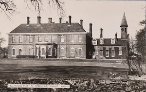 Batchwood Hall, St Albans City Council, Vintage Postcard - Picture 1 of 2