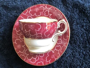 Taza de té y platillo Cauldon Fine Bone China taza de té inglesa flor de cerezo - Imagen 1 de 4