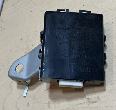 Toyota Tundra 2000-2006 chasis ECM suspensión TPMS tablero derecho 89769-34020 Foto 1 de 4