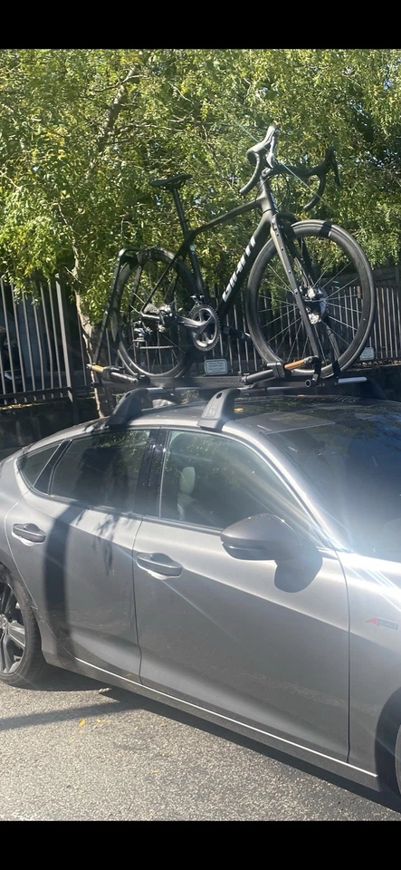 Багажник для велосипеда на крыше Kuat Piston SR с покрытием Kashima, двойная расческа - Изображение 1 из 1