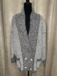 Vintage Commodity Exchange Black & White Cardigan Sweater Size Large - Picture 1 of 7