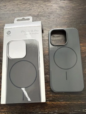 GENUINA Funda Beats Apple iPhone 16 PRO MagSafe MCFL4LL/A Negra USADA* Foto 1 de 4