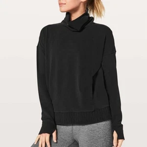 Pullover Lululemon Stress Less nero taglia 8 collo ad imbuto manica lunga fori per pollice - Foto 1 di 15