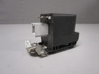 Condensador de interferencia de lavadora Bosch FL 171254 00171254 9000-0059-93 133200 ASMN Foto 1 de 4