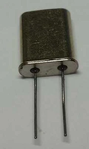 Quarzo frequenza 2Mhz contenitore HC49/U  - 1 pezzo - Imagen 1 de 1