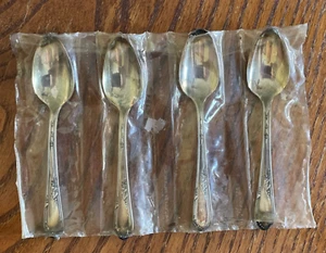 (4) piezas - Cucharas de plata Wm A Rogers A1 Plus Oneida Ltd - Imagen 1 de 9