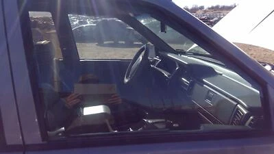 1993-1998 Jeep Grand Cherokee Passenger Right Front Side Window Door Glass Oem - Image 1 of 4