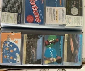 A SELECTION OF 52 SPANISH PHONE CARDS IN BINDER - Picture 1 of 10