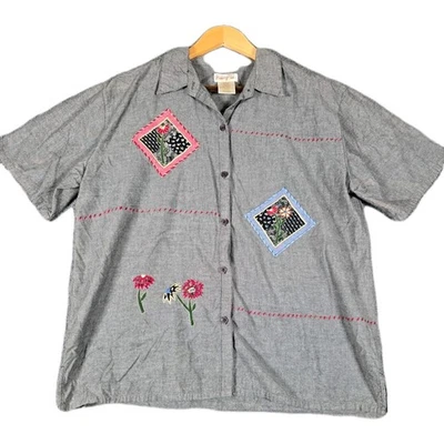 Camisa Bobbie Brooks Mujer XL Gris Bordada Floral Abotonada Manga Corta Foto 1 de 4