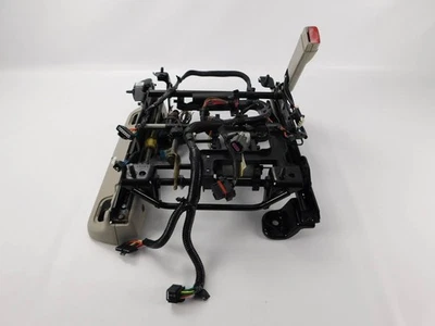 Ajustador de oruga de asiento delantero derecho derecho derecho 20779107 OEM Escalade Tahoe Yukon 07-14 ✅ Foto 1 de 4