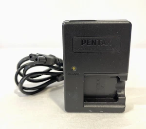 PENTAX D-BC78 ORIGINAL 4.2V BATTERY CHARGER FOR DIGITAL CAMERA W/ POWER CABLE - Picture 1 of 4