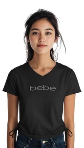 Bebe Strass Shirt V-Ausschnitt Tee Bebe Logo schwarz Gr. S unten zum Binden Neu - Bild 1 von 13