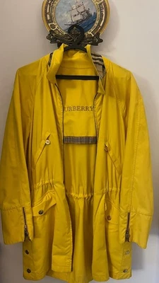 Gabardina Burberry mujer talla 10 Foto 1 de 4