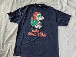 VINTAGE Peanuts Shirt Snoopy Have a Cool Yule Weihnachten Herren XL Extra Large blau - Bild 1 von 7