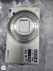 Nikon COOLPIX S6000 14.2MP Digital Camera - Champagne silver - Picture 1 of 6