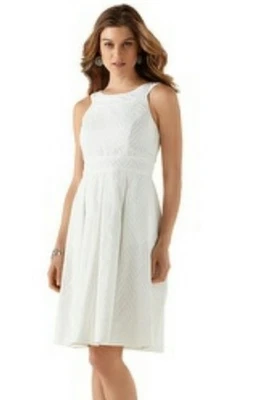 Vestido sin mangas forrado cuello yugo blanco roto talla 4 White House Black Market Foto 1 de 4