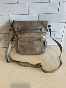 Giani Bernini Metallic Champagne Pebble Leather Crossbody Bag Schultertasche Handtasche - Bild 1 von 10