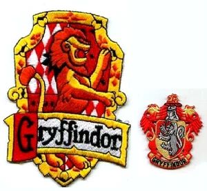 HARRY POTTER HOGWARTS HOUSE OF GRYFFINDOR SCARF CREST APPLIQUE iron-on PATCH - Picture 1 of 1