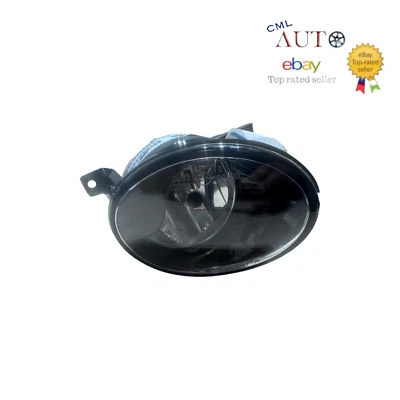 Luz antiniebla del lado derecho del pasajero Volkswagen Jetta TYC 2010-2014 con certificación CAPA Foto 1 de 4