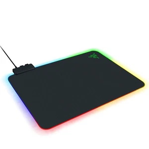 Razer Firefly V2 - Ultra Thin - Chroma RGB - Mikroteksturowana powierzchnia - Zdjęcie 1 z 7