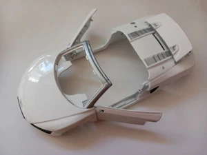 AUDI R8 - BODYSHELL  (1:24 MAISTO) - Picture 1 of 3