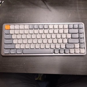 Redragon K652 75% Wireless RGB Mechanical Keyboard, Tri-Mode 84 Keys - Picture 1 of 2