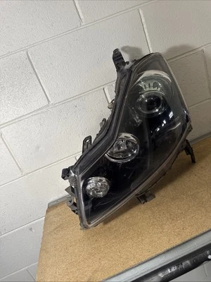 Faro izquierdo del conductor izquierdo Infiniti M35 M45 2006-2010 OEM xenón HID Foto 1 de 4