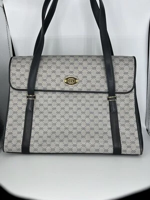 Gucci, Cartera Bolso de Mano Estructurado de Hombro Vintage Años 60, Micro GG, Azul Marino - Raro Foto 1 de 4