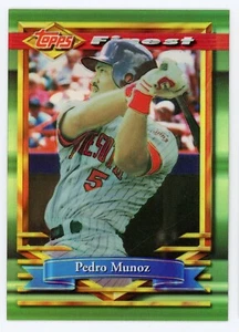 1994 Topps Finest Pedro Munoz Refractor #338 Twins - Picture 1 of 1