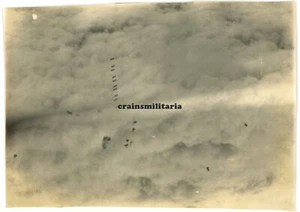 Orig. Foto USAAF Flugzeug B-17 Bomber Luftangriff über LINZ Österreich 1945 - Bild 1 von 1