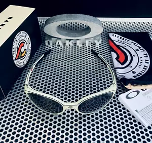 CHAQUETA OAKLEY X CINELLI EYE REDUX | AMARILLA USADA EN CARRERAS | GRIS PRIZM | EDICIÓN LIMITADA - Imagen 1 de 19