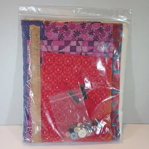 Hand & Heart Quilt Kit Wallhanging Patchwork 19" x 29" Red Purple Buttons - Picture 1 of 5