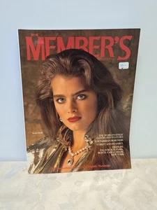 Member's Magazine 1985 Brooke Shields International Chronicle of Highlife №3 - Picture 1 of 4