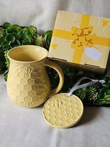 Neu im Karton Temptations by Tara gelber Bienenstock Keramik Kaffee- oder Suppentasse 16 Unzen mit Deckel - Bild 1 von 7