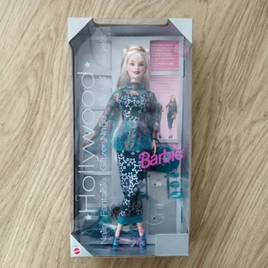 Mattel Barbie Hollywood Nails Doll Boxed 17857 Vintage The 1st Barbie of 2000 - Picture 1 of 3