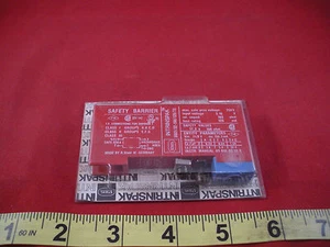 Relé de barrera de seguridad Intrinspak de acero 8901/32-196/125/70 17.3v 166 ohmios pluma nuevo - Imagen 1 de 3