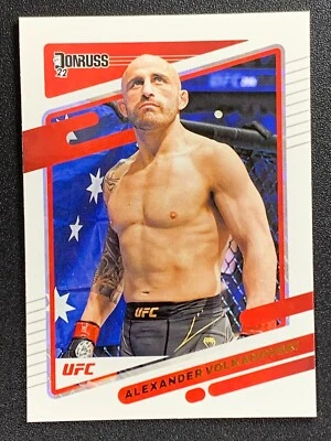 UFC Alexander Volkanovski 23 Donruss Panini 2022  - Image 1 of 2