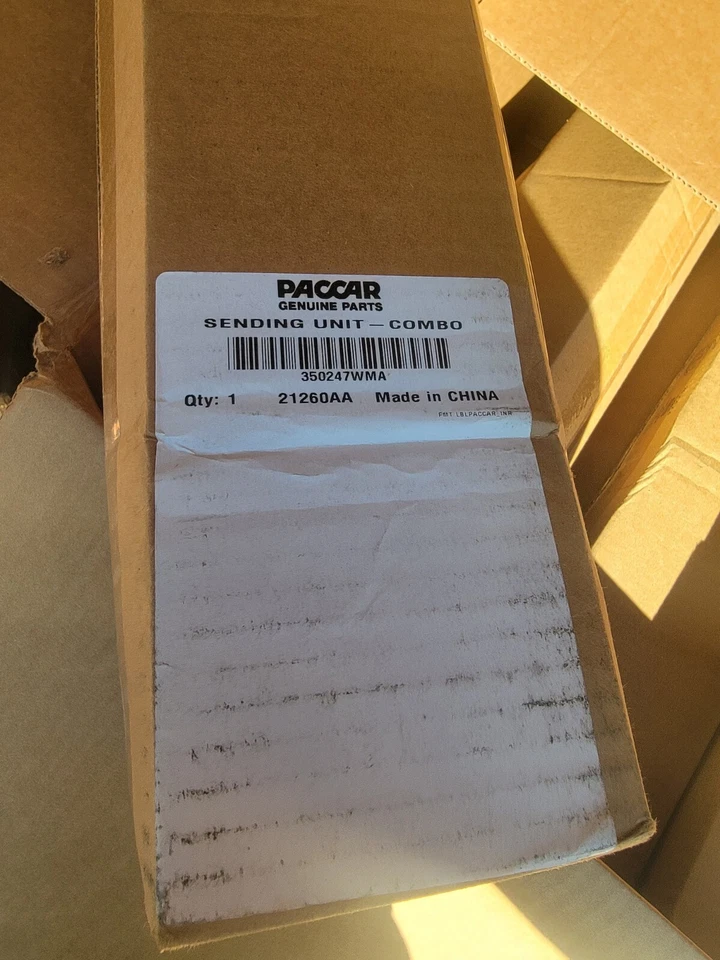 Sensor nivel/temperatura de urea Peterbilt 350247WMA Foto 1 de 1