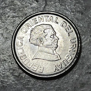 URUGUAY 🇺🇾 TWENTY (20) CENTÉSIMOS COIN 1994 - Picture 1 of 2