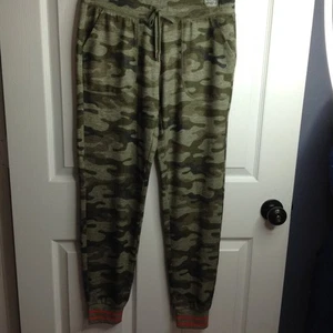NWOT PJ Salvage "S" Super Soft, Quality Camo PJ's or Sweatpants, Trending, Chic - Picture 1 of 5