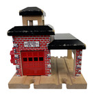 THOMAS & FRIENDS WOODEN RAILWAY TRAIN SODOR FIRE DEPARTMENT NO. 36 GULLANE 2001