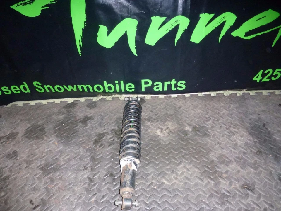 Front Shock 1997 年雅马哈 VMAX 500 600 1998 XT XTR 17 — 第 1/4 张图片